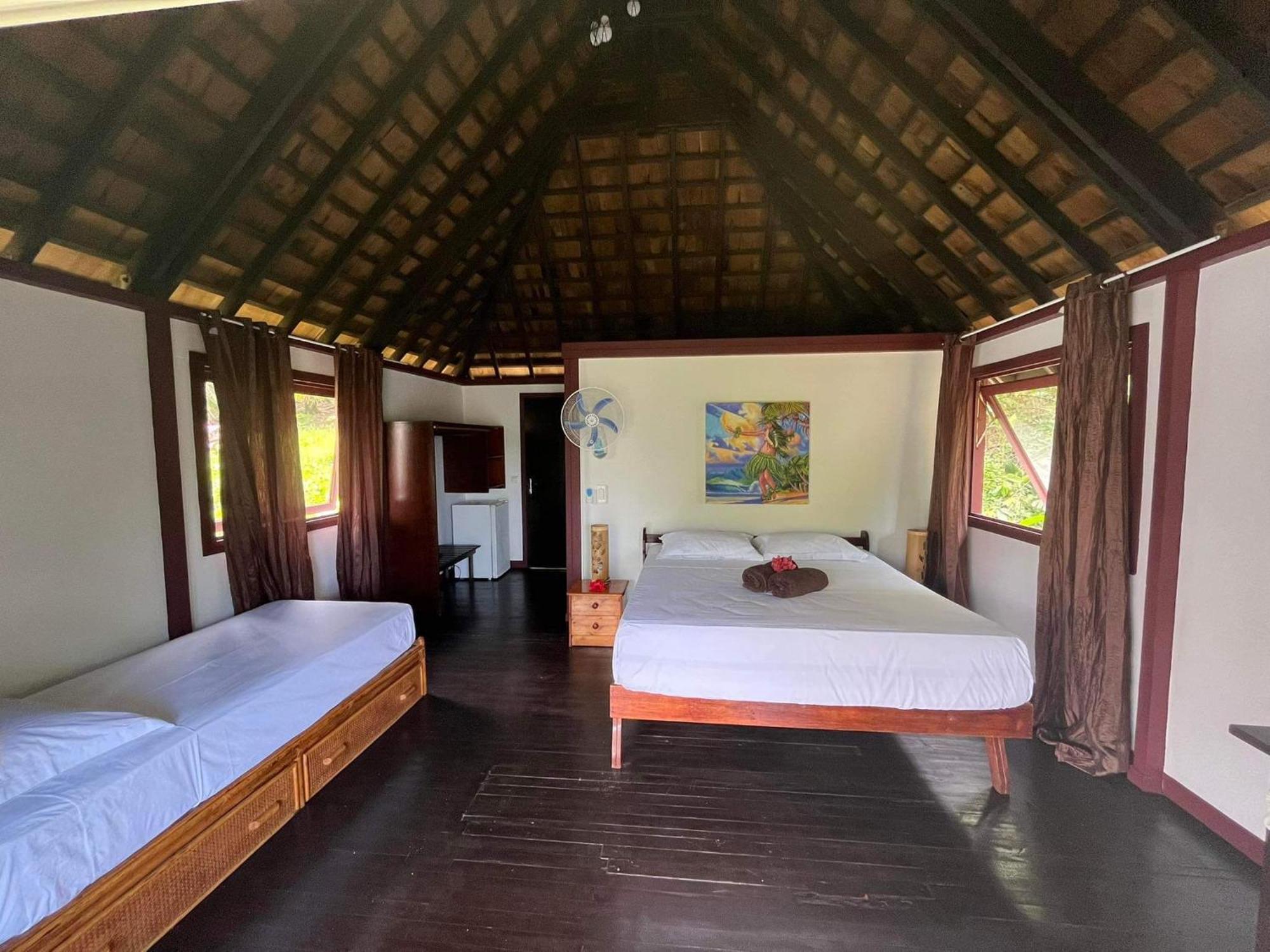 Pension Hibiscus Taha'A Vaitoare  外观 照片