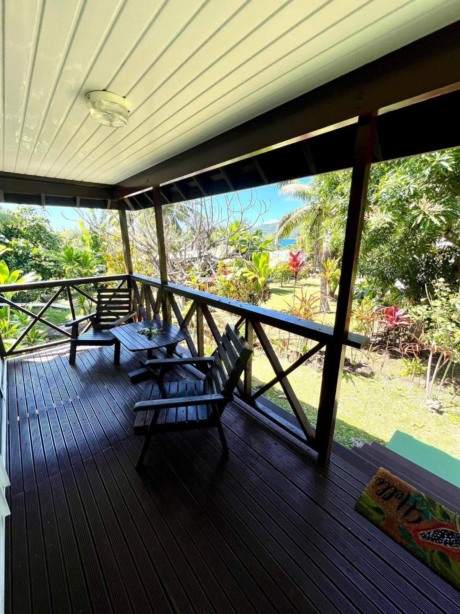 Pension Hibiscus Taha'A Vaitoare  外观 照片