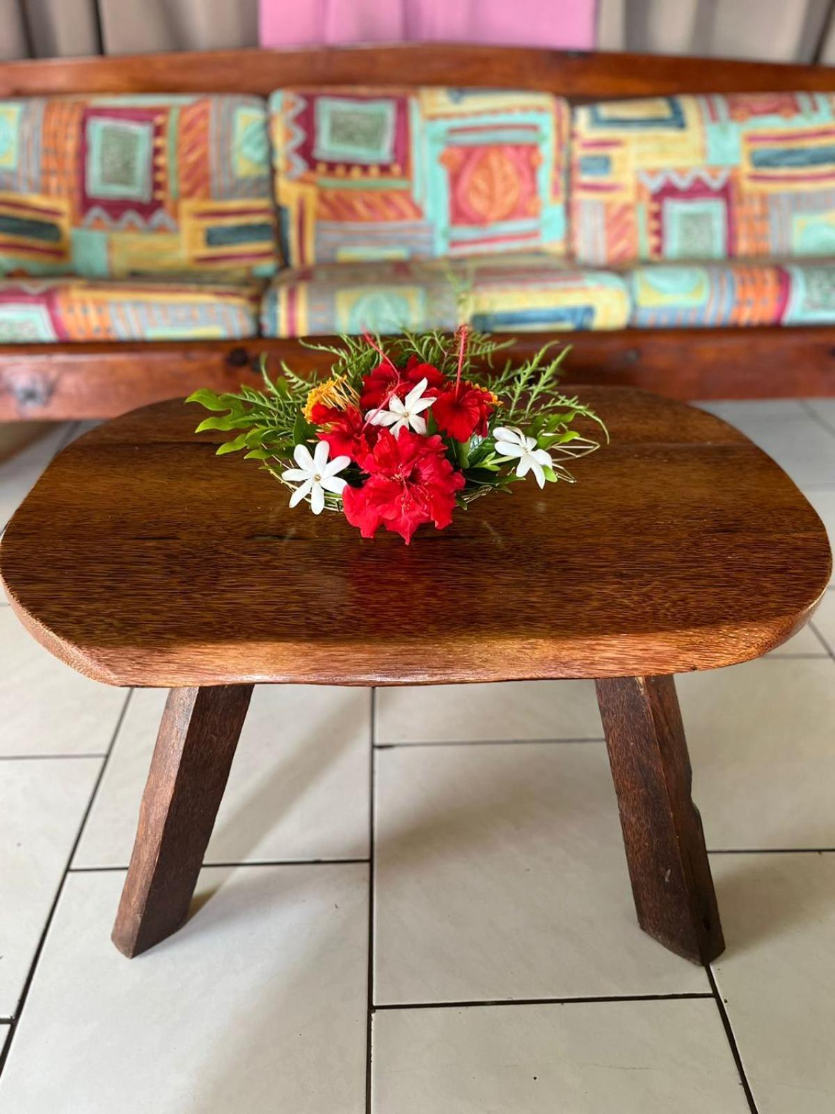 Pension Hibiscus Taha'A Vaitoare  外观 照片